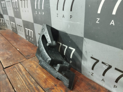 Наполнитель двери передней правой C-Class (W205) 14-23 Б/У Оригинал A2057270616