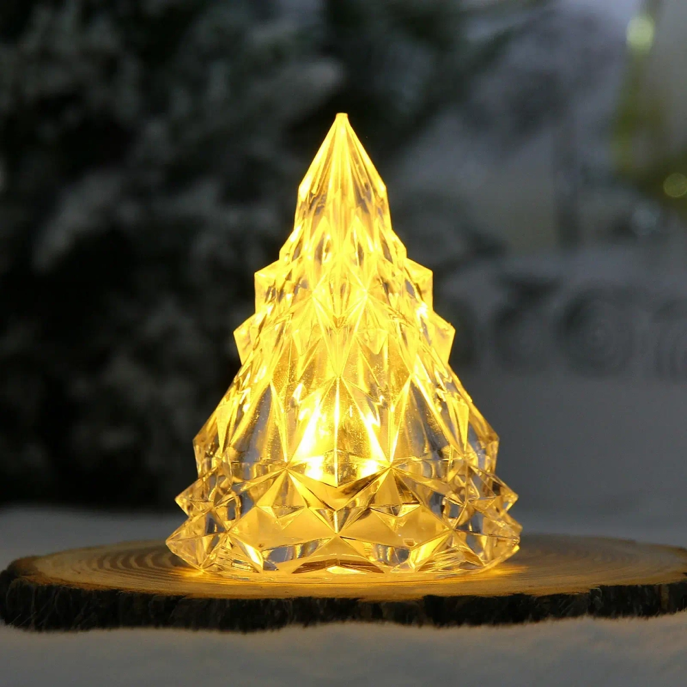 Сувенир с подсветкой «Кристальная ёлочка» 6,5*8 см, Теплый белый