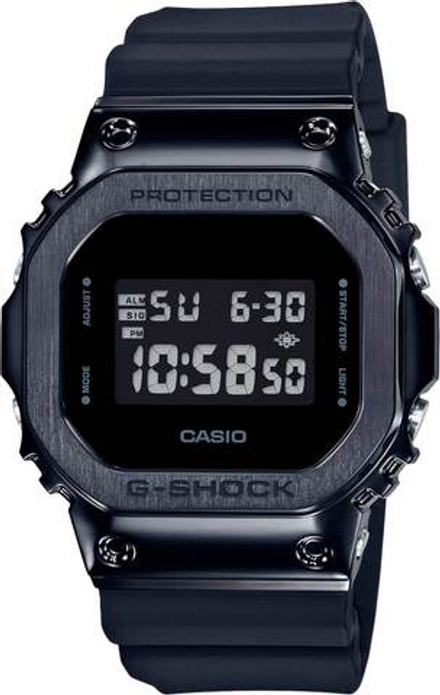 Часы Casio GM-5600B-1ER