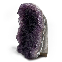 Аметист месторождение Бразилия 712 грамм