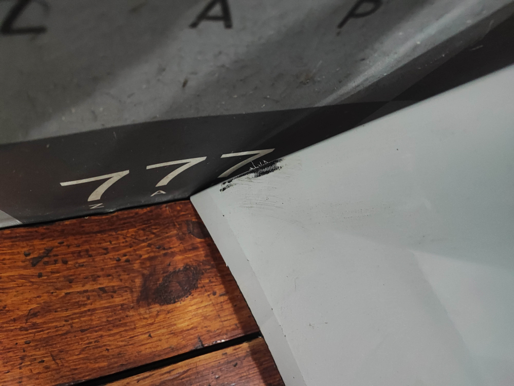 Бампер задний Lada Vesta 22-нв Б/У Оригинал 8450040066