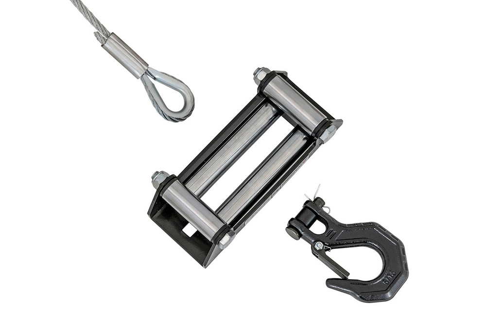 Лебёдка автомобильная электрическая 12V Runva 6000 lbs 2722 кг (стальной трос)