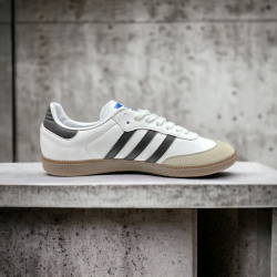 Adidas Samba • White