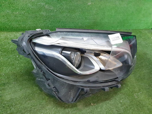 Битая Фара правая Mercedes GLC X253 (2015-2019) LED