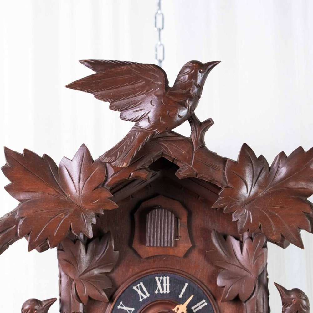 Настенные часы с кукушкой