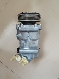 Компрессор кондиционера Peugeot Citroen C5 307 408 206 207