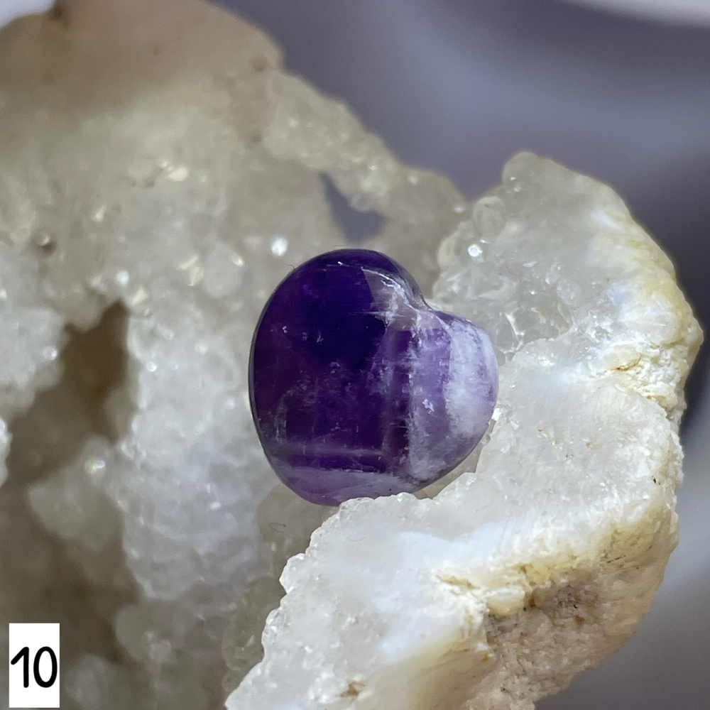 59765 Аметист Бусина сердце 12мм огр-21