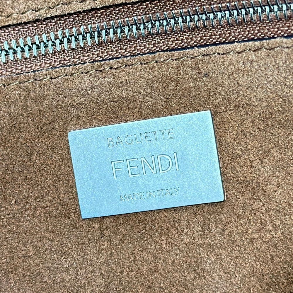 Fendi Baguette Chain Large 38 cm