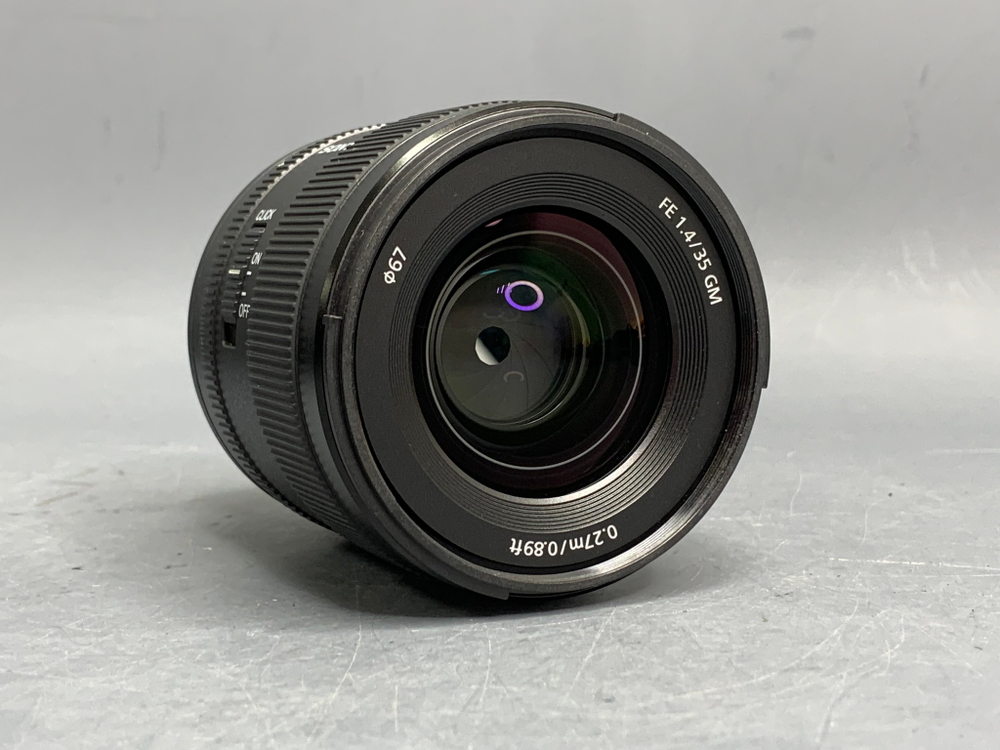 Sony FE 35mm f/1.4 GM