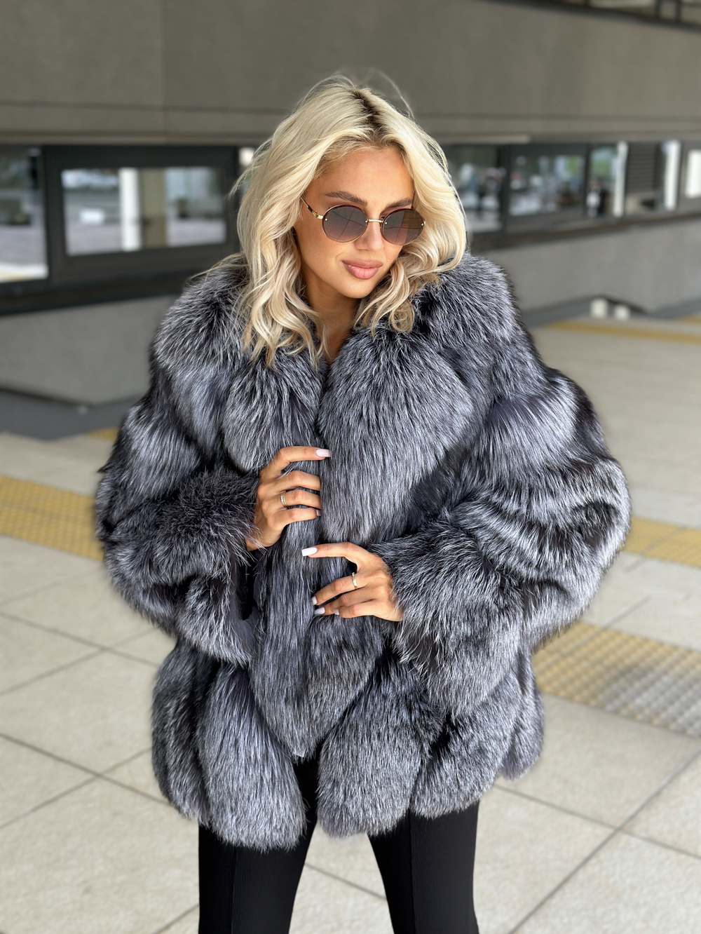 Шуба из меха чернобурки «французская елочка»