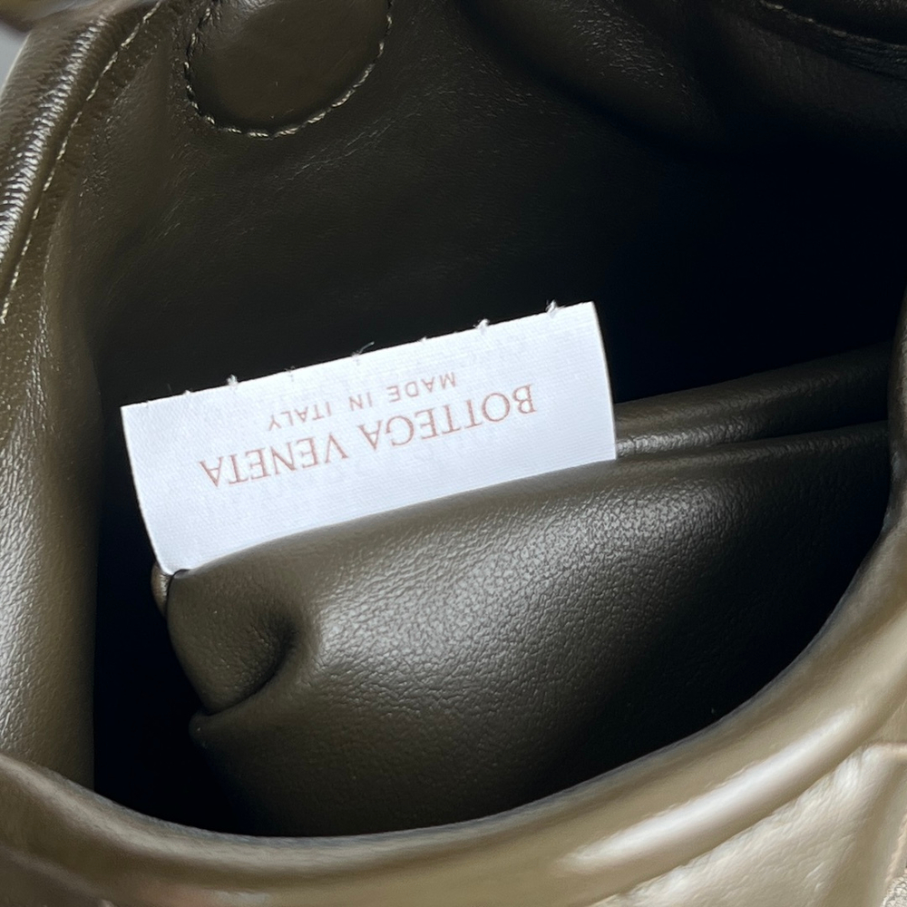 Bottega Veneta Mini Hop