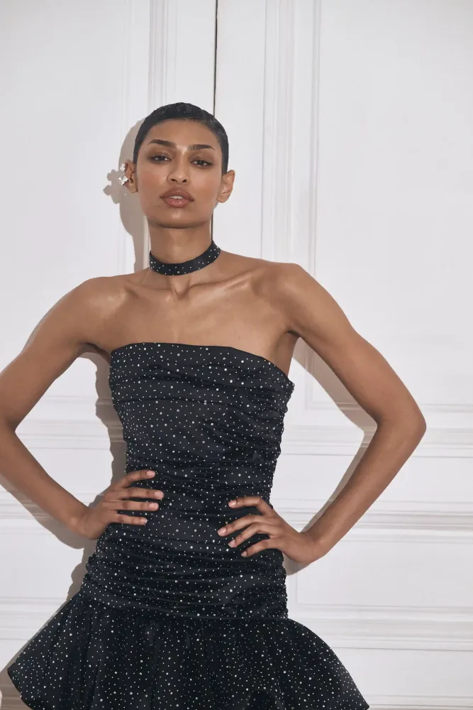 Taylor mini, платье мини из черного атласа со стразами