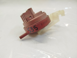 535 Датчик уровня воды (Прессостат) для стиральной машины Indesit 505GF102 90-65-330 б/у