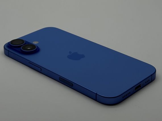 iPhone 16 128Gb Ultramarine