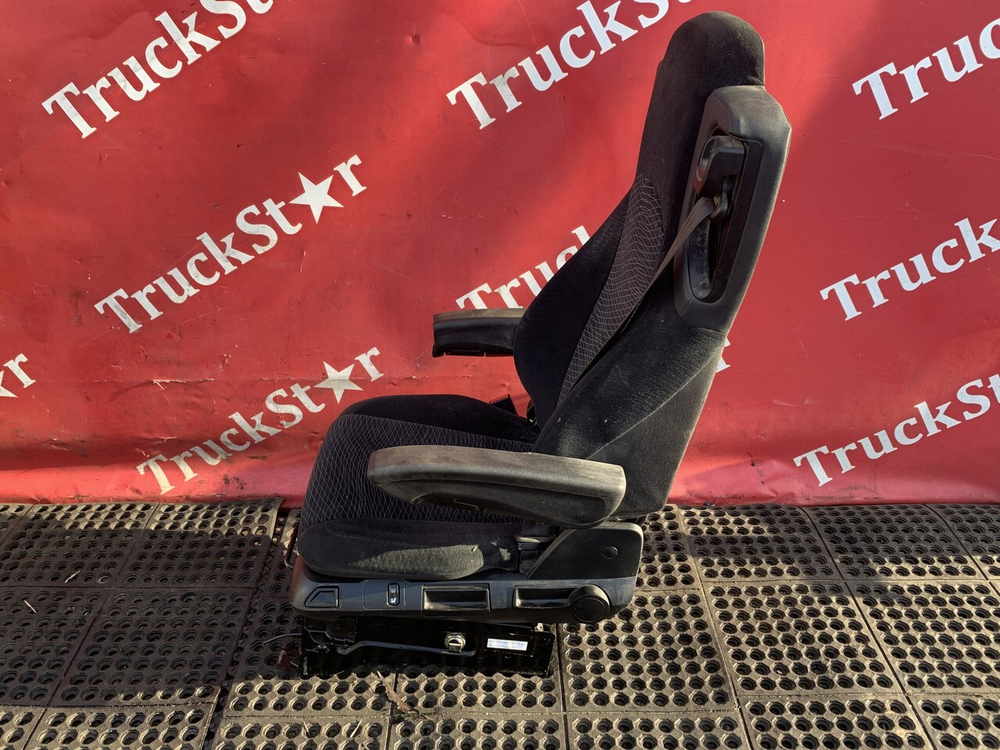 Сиденье водительское пневматическое 2020г