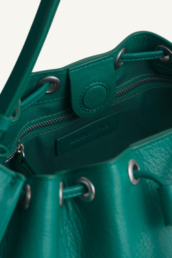 ZARA УДЛИНЕННАЯ КОЖАНАЯ СУМКА С РЕГУЛИРУЕМЫМ ПЛЕЧЕВЫМ РЕМНЕМ, ЗЕЛЕНЫЙ