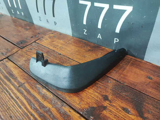 Брызговик задний правый Mazda 6 (GJ) 12-18 Б/У Оригинал GHK1V3460