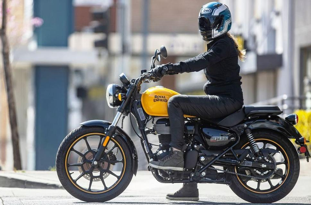Yellow 350 2025