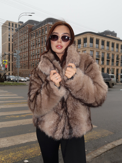 Шуба из эко меха, укороченная