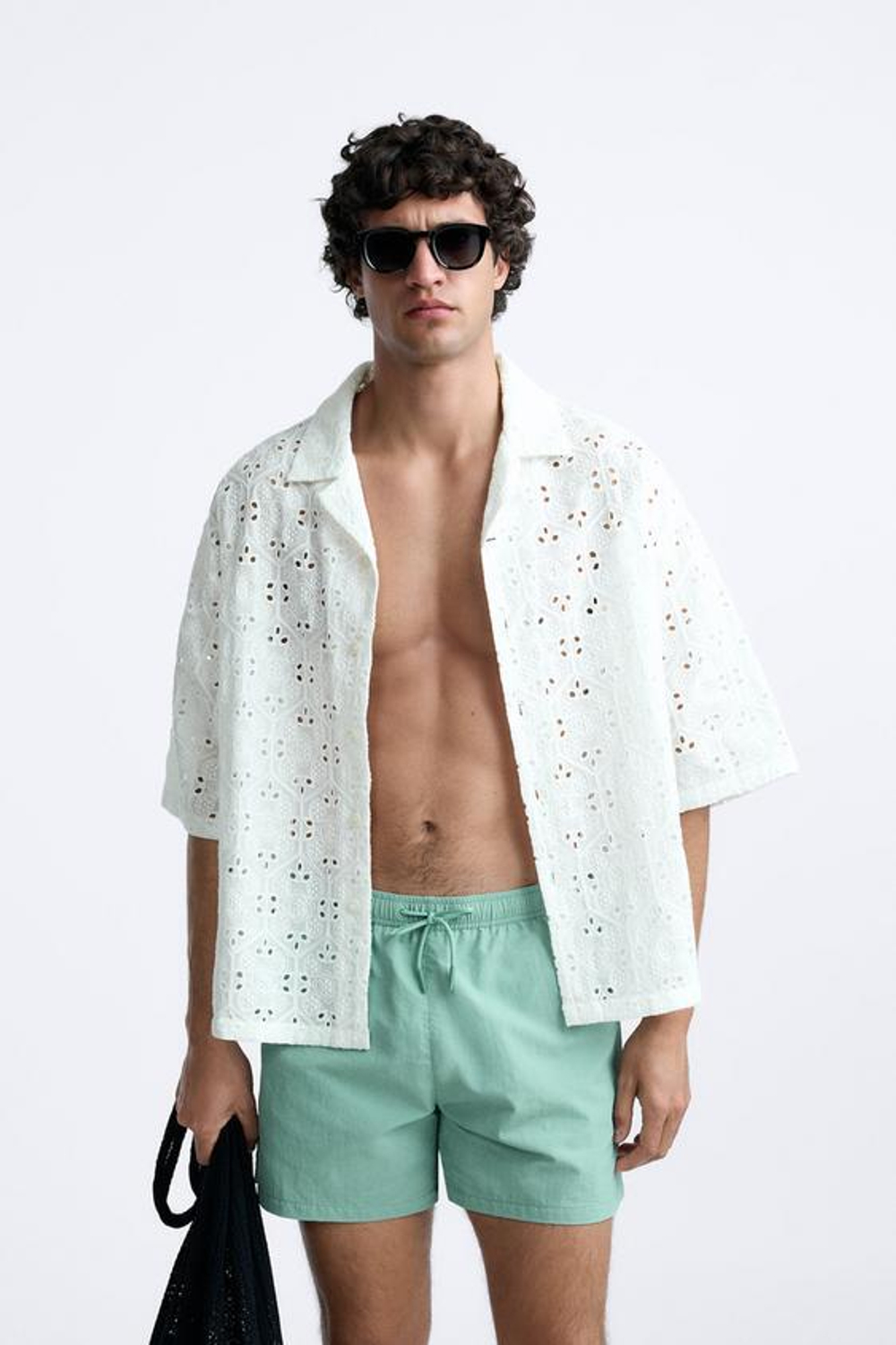 ZARA БАЗОВЫЕ ПЛАВКИ КЛАССИЧЕСКОГО КРОЯ, ПАСТЕЛЬНО-ЗЕЛЕНЫЙ