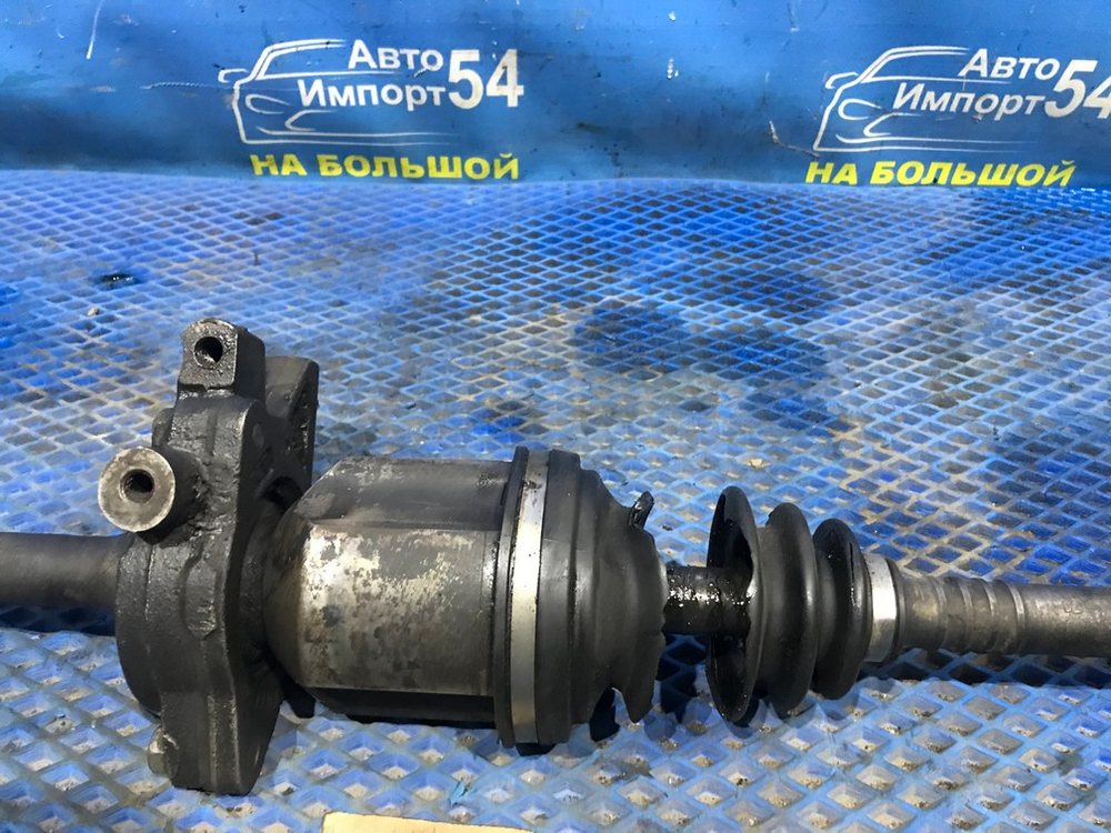 Привод передний правый TOYOTA VISTA 1999