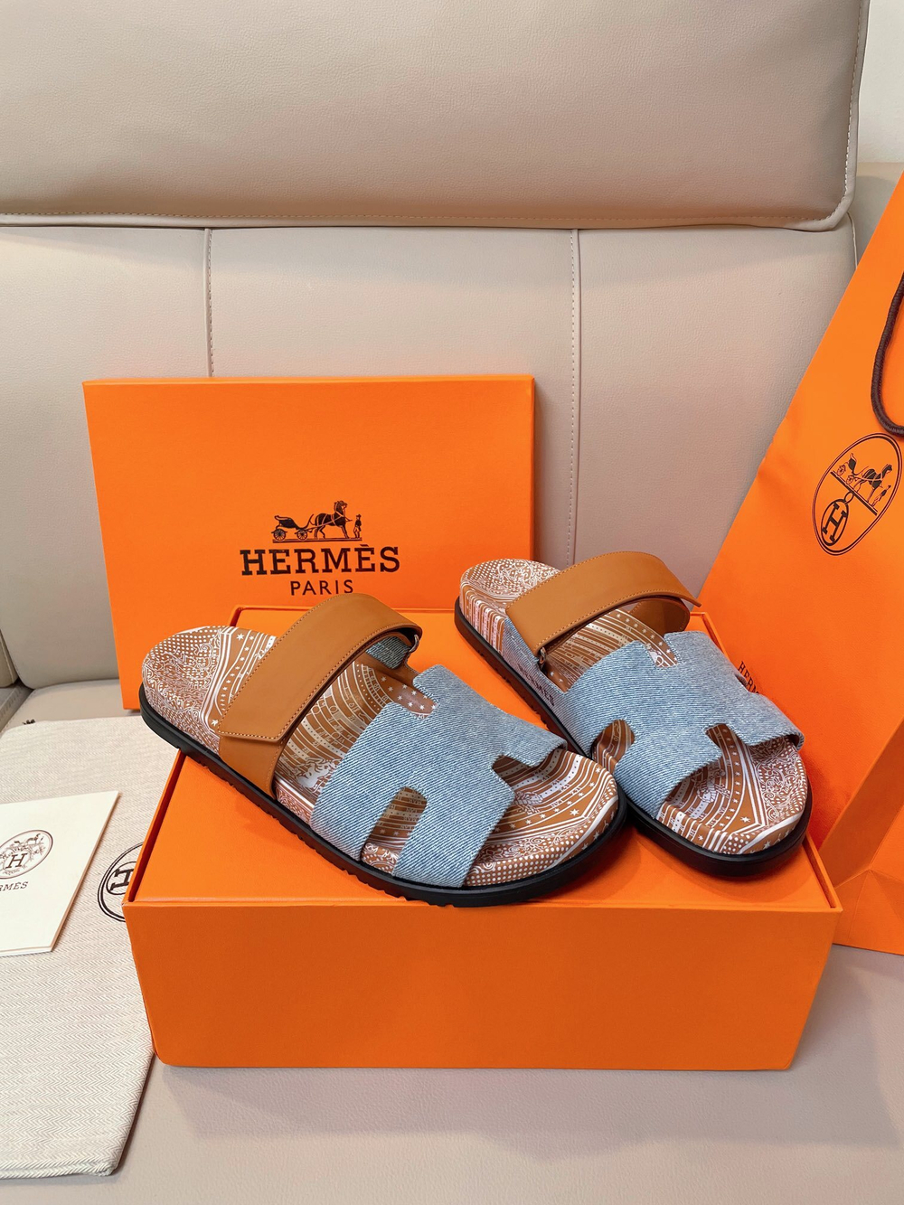 Hermes Chypre Sandal (2 colors)