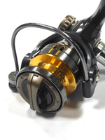 Катушка HitFish Spirius, 500 (4+1BB) Screw-in handie (145гр/3кг)