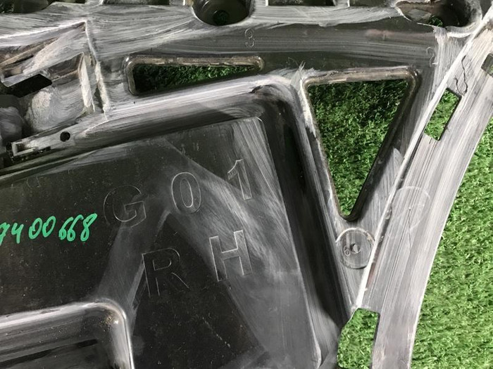 Кронштейн заднего бампера правый BMW X3 G01 (2017-2021) M-paket