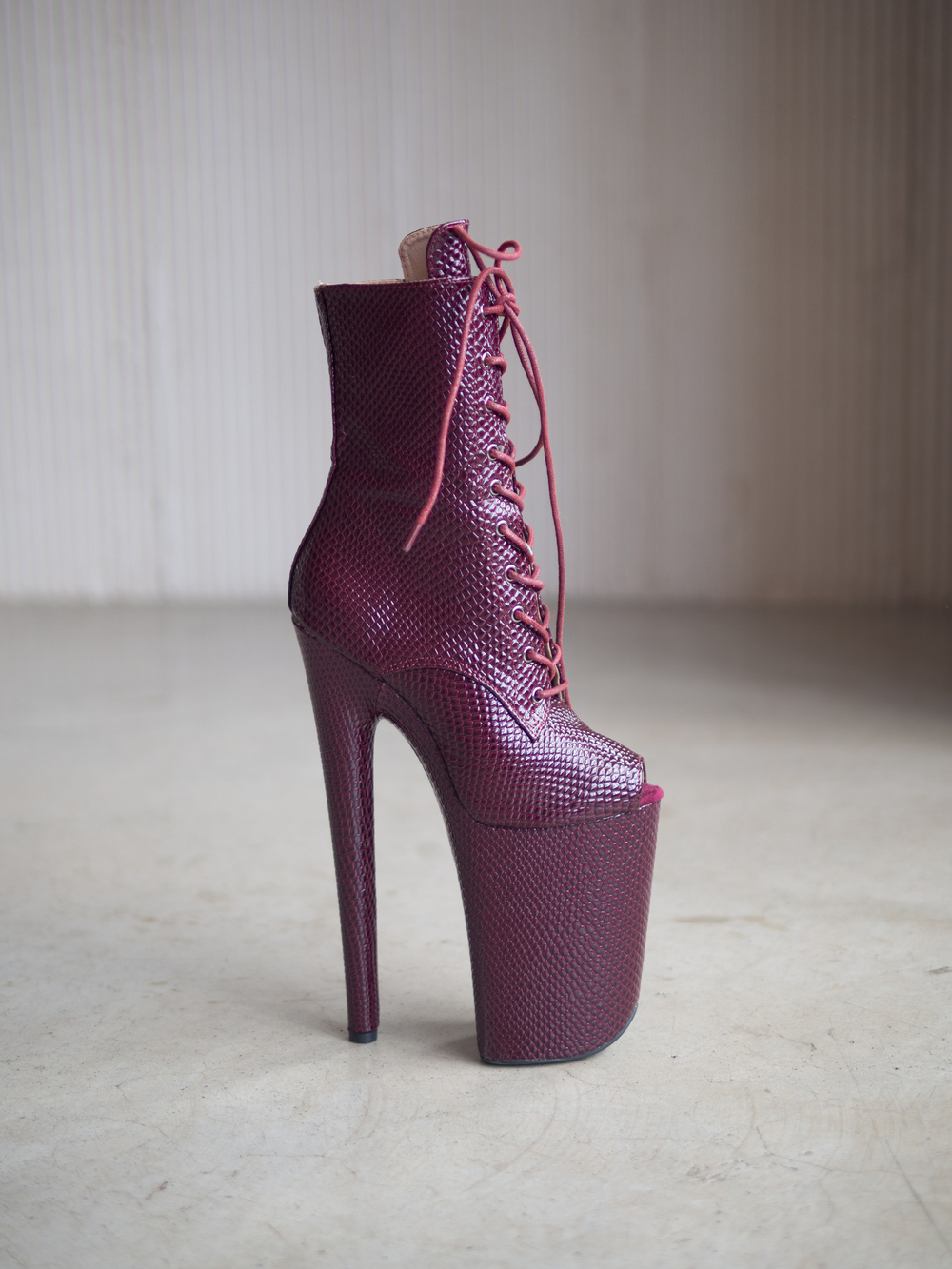 DRAGON. Ботильоны четверки. Эко кожа Лак. Открытые - SHDB-029-4-zme-cher