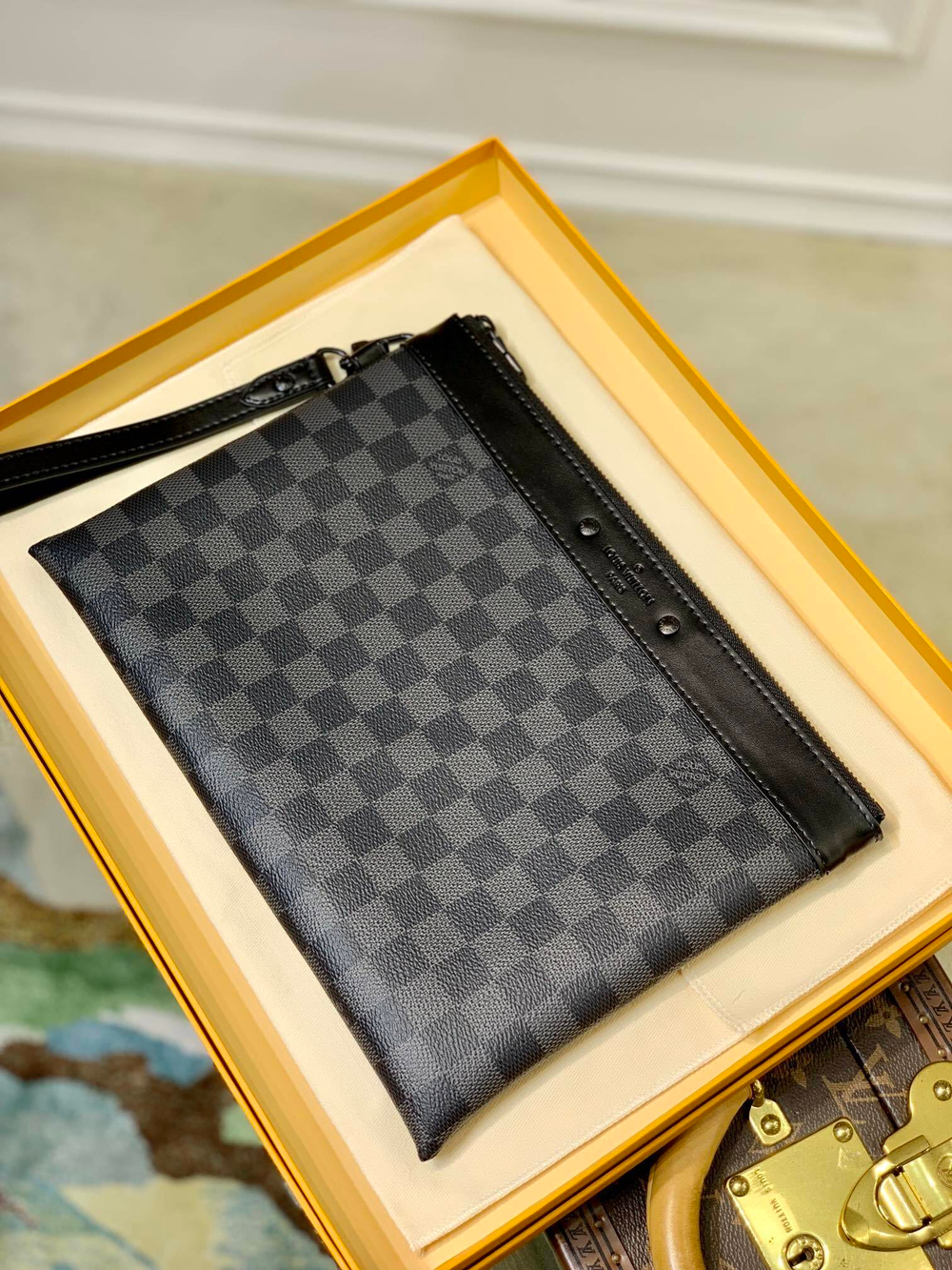 Louis Vuitton Pochette To-Go