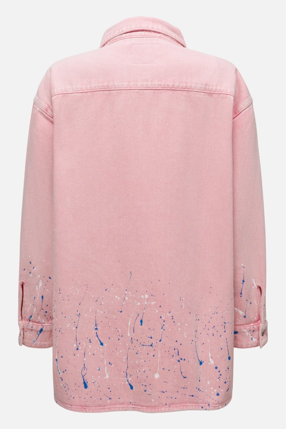 Джинсовая рубашка с принтом разбрызганной краски