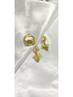 Ювелирное кольцо позолоченное "Лоза" серебро 925