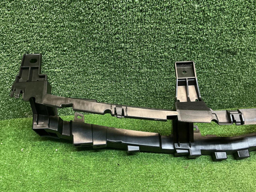 Кронштейн решетки радиатора Knewstar 001 (24-нв)