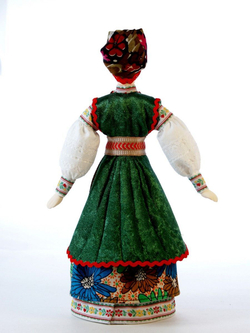 Кукла фарфоровая Украинка в праздничном костюме Киевской губернии