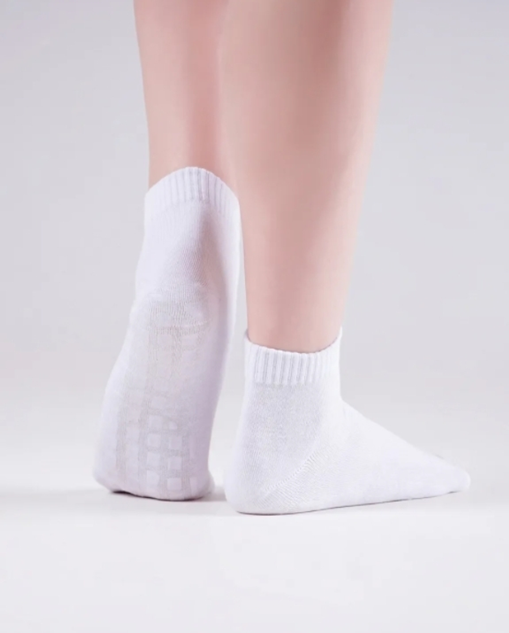 Прорезиненные носочки для батута