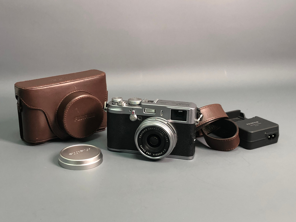 FujiFilm FinePix X100