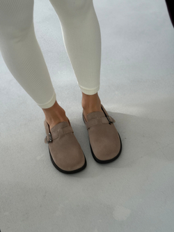 Лоферы из натуральной замши