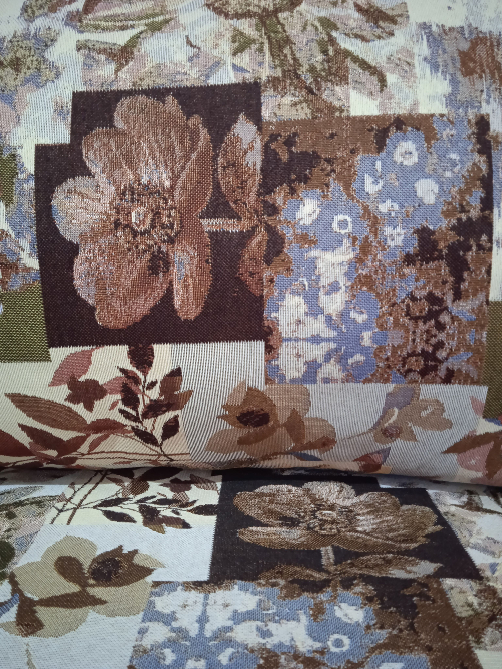 Декоративная гобеленовая наволочка для интерьерной подушки Цветочная коллекция 68х47