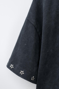 ZARA ФУТБОЛКА СО СВЕРКАЮЩИМИ ЗВЕЗДАМИ, ЧЕРНЫЙ