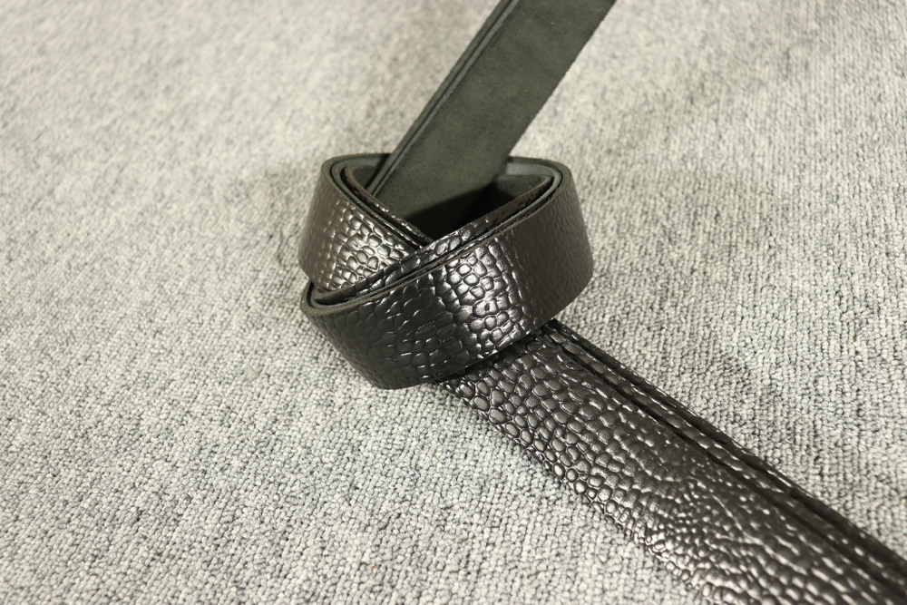 Ременная заготовка Черная Шаргень с лицевой отделкой