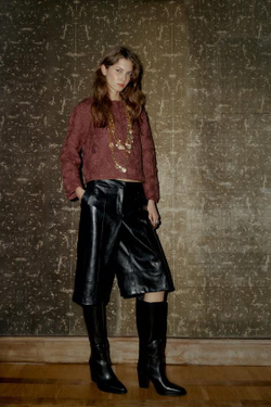 ZARA ДЛИННЫЕ ШОРТЫ ИЗ ИСКУССТВЕННОЙ КОЖИ, ЧЕРНЫЙ