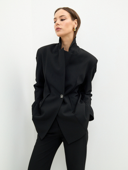 Жакет приталенный черный