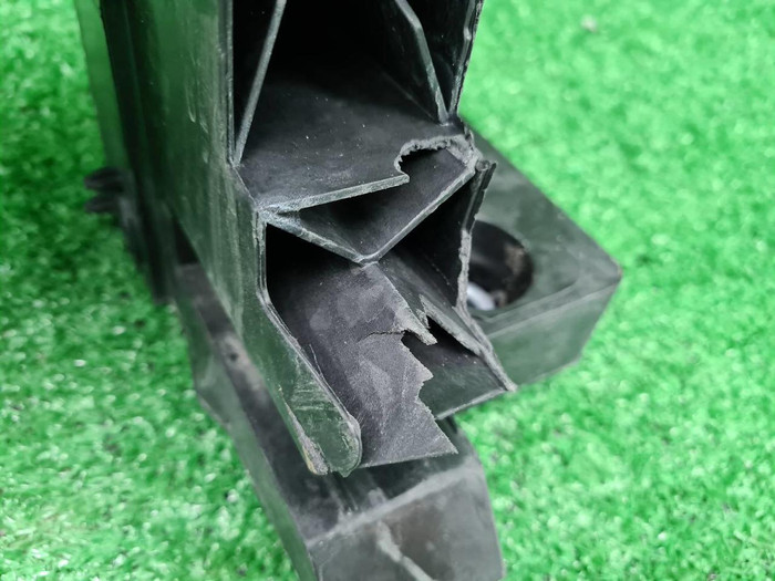 Телевизор Geely Monjaro (2021-н.в.)