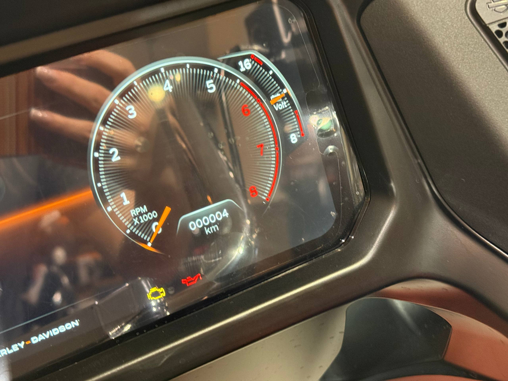 Harley-Davidson ROAD GLIDE 2024 (Whiskey Fire/Chrome)