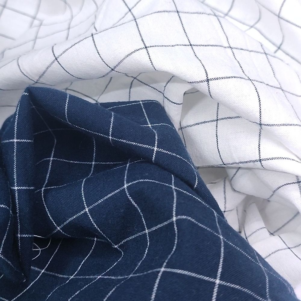 Варёный хлопок "Черная клетка на белом, 1.5*1.5 см"