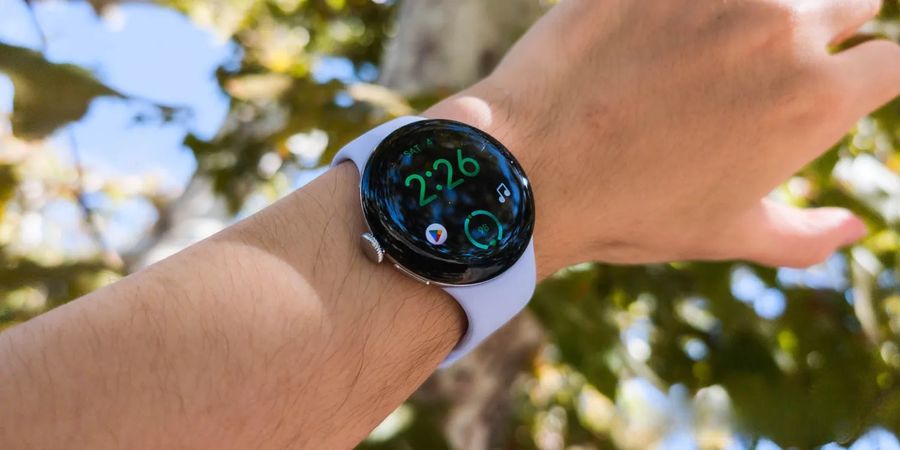 Обзор Google Pixel Watch 4: почти идеальные умные часы с одним заметным недостатком