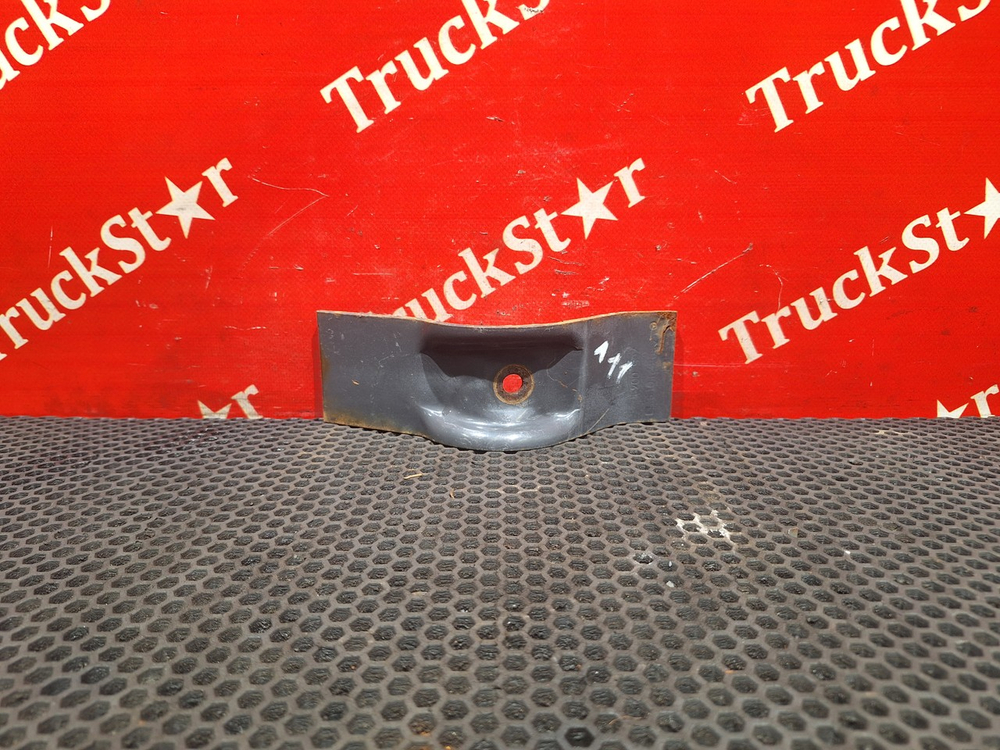 Кронштейн крыла заднего 2018г.