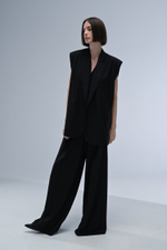 Жилет на пуговицах