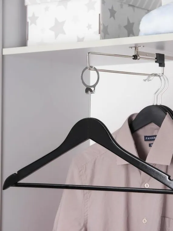 Вешалка антивандальная с перекладиной SAVANNA, размер 46-48, сорт А, тёмное дерево, лотос