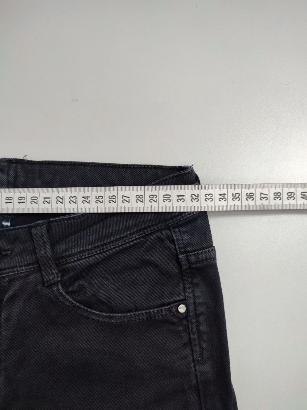 Джинсы узкие 40/42 размер